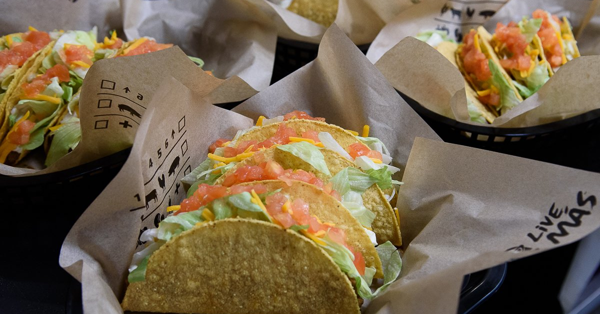 Se deschide al doilea Taco Bell in Bucuresti: clientii sunt intampinati cu surprize