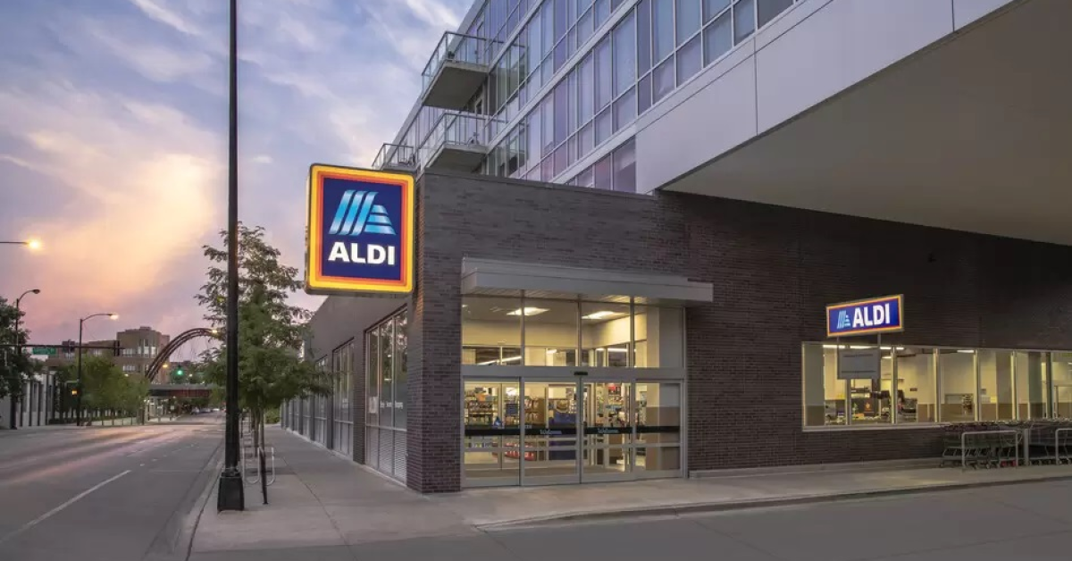 Discounterul german Aldi bate palma pentru o mega-tranzacție. Ce lanțuri de magazine cumpără