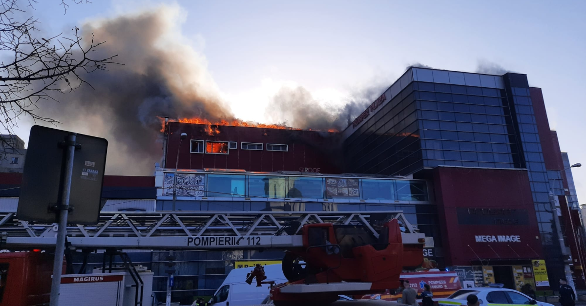 UPDATE Incendiu grav la centrul comercial Prosper din Capitală: nu sunt raportate victime