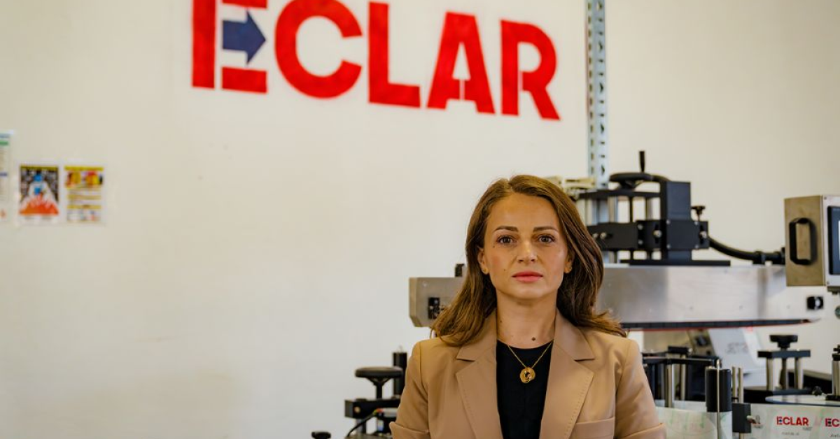 Românii din spatele brandului ECLAR se reinventează: „Suntem primii producători de detergent gel pe bază de bicarbonat de sodiu”