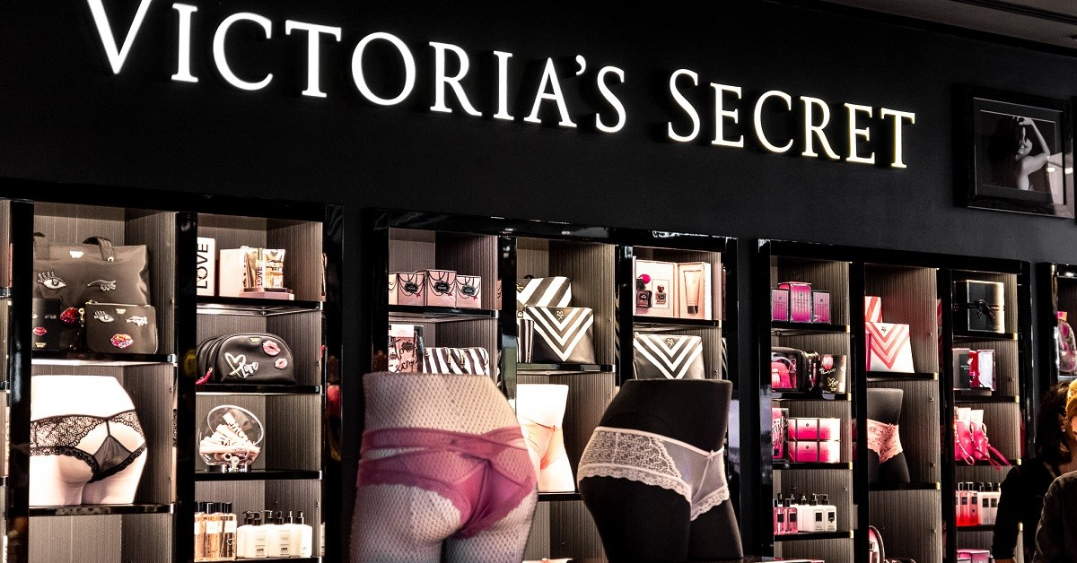 Pandemia lovește un alt retailer de fashion: Victoria\'s Secret va concedia 850 de angajați