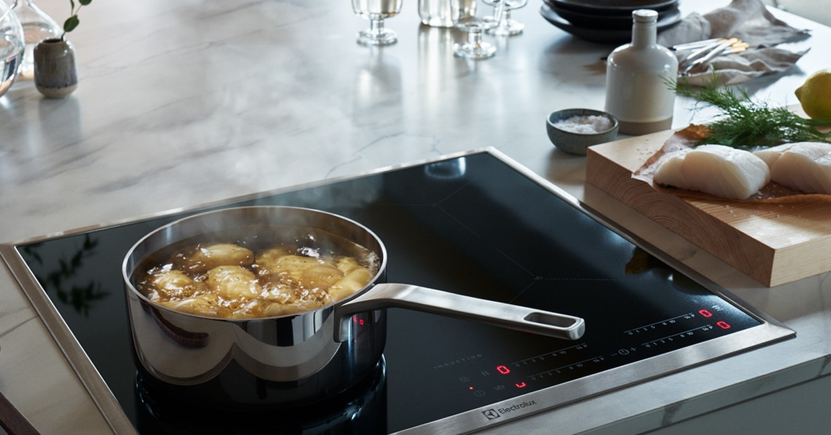 Electrolux: Comenzile au scăzut, dar au crescut vânzările pentru produse de gătit și depozitare pe termen lung