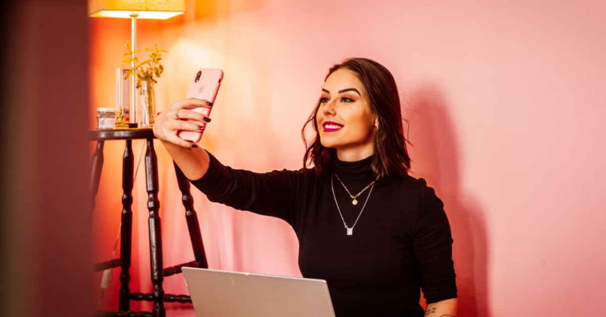 Industria de influencer marketing va crește semnificativ pe plan local în 2022 și 2023