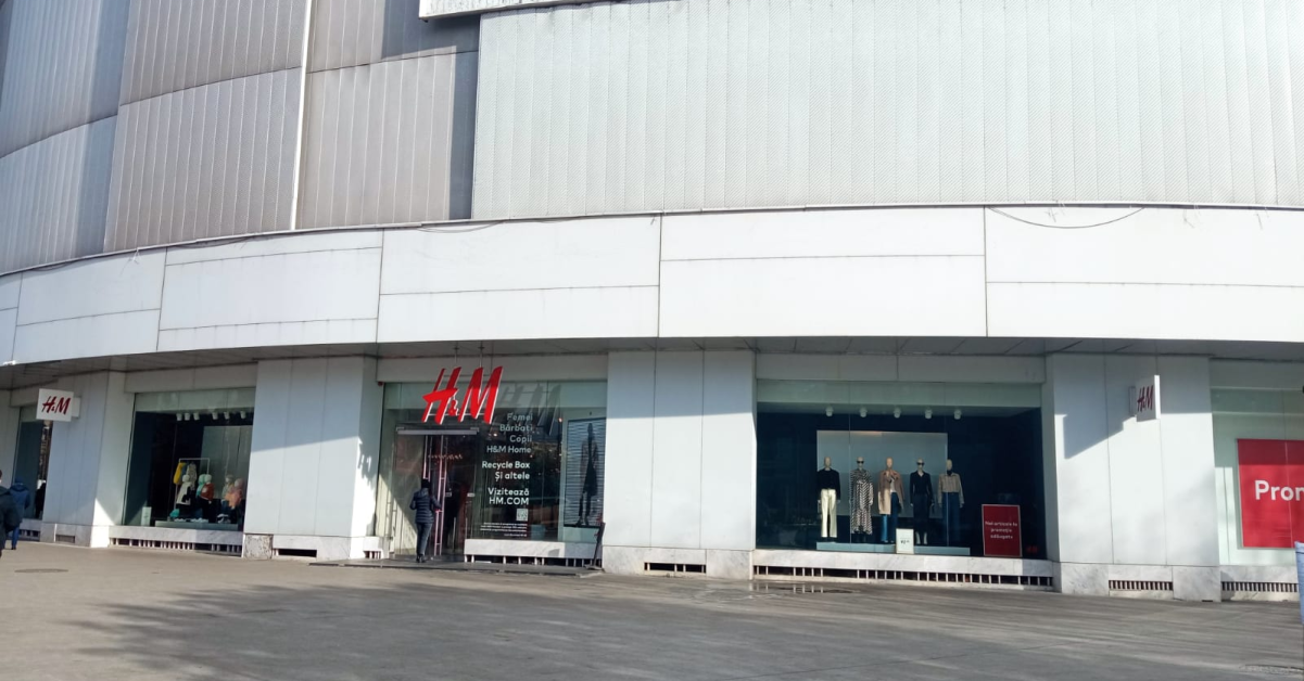 H&M închide magazinul din Unirea Shopping Center: ”Este esențial să avem magazinele potrivite, în locațiile potrivite”