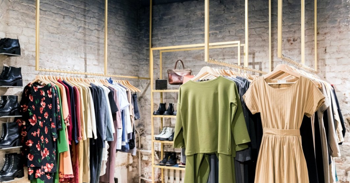 Peeraj Group, unul dintre cele mai mari grupuri de francize de fashion din România, intră pe piața de eCommerce cu un magazin online multibrand 