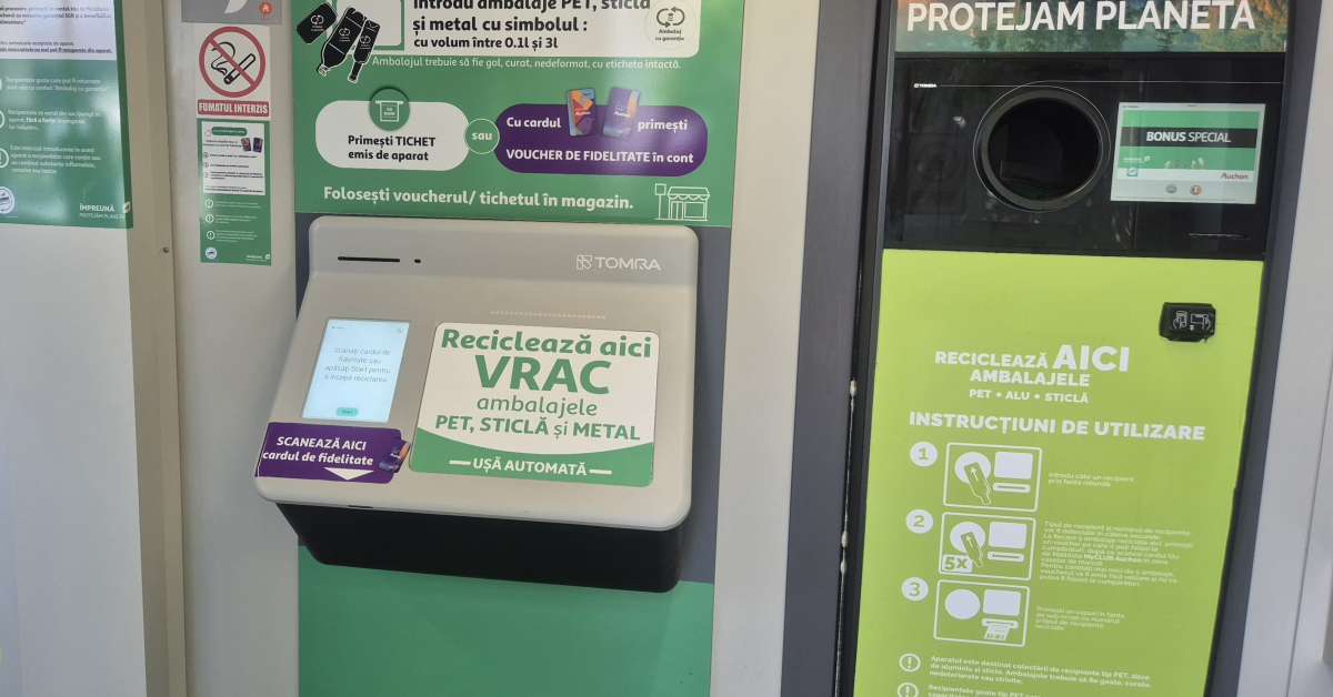 Auchan a instalat primul sistem SGR de colectare vrac din rețea. Unde se află și cum funcționează
