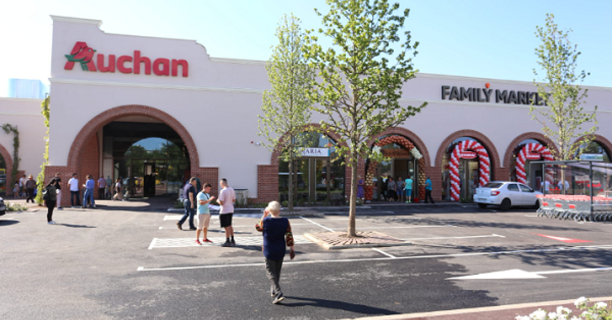 Supermarket Auchan la Miroslava, Iași
