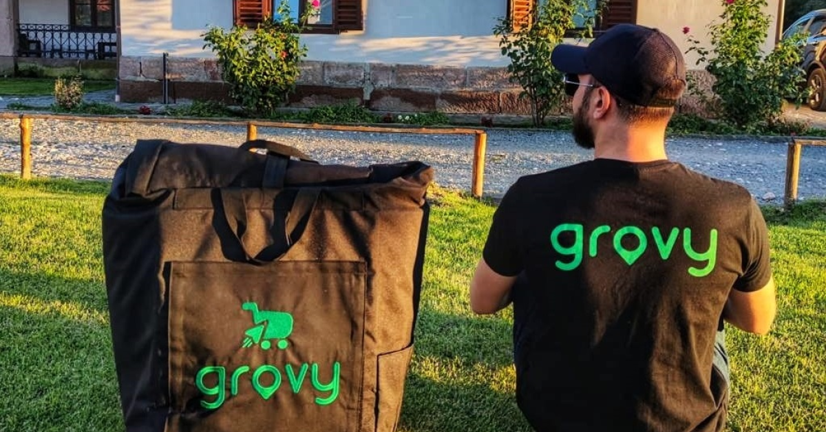 Grovy, o nouă platformă de livrare a cumpărăturilor, intră pe piața din România și angajează personal