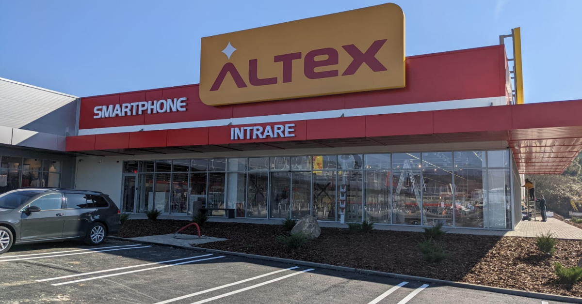 Altex deschide un al doilea magazin ȋn Mediaș și oferă localnicilor promoții
