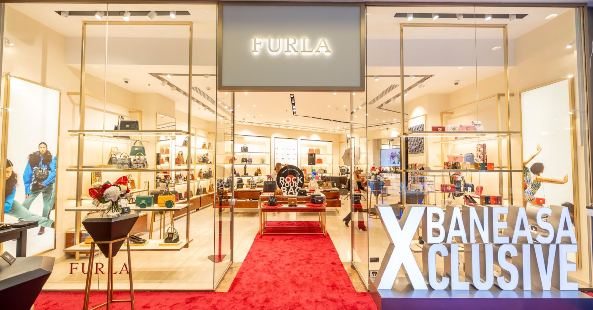 Furla a lansat, la Băneasa Shopping City, noua colecție FW22, inspirată din stilul Rock & Roll