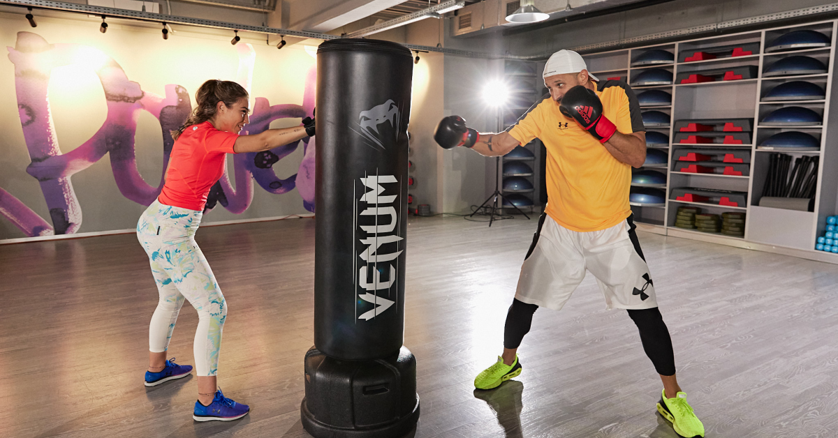 10 clase de group fitness și beneficiile lor extraordinare pentru sănătatea ta