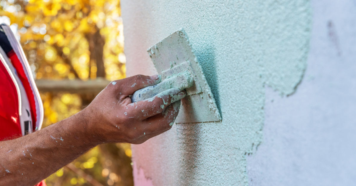 Tencuieli decorative pentru exterior: cum o alegi pe cea mai potrivită pentru casa ta?