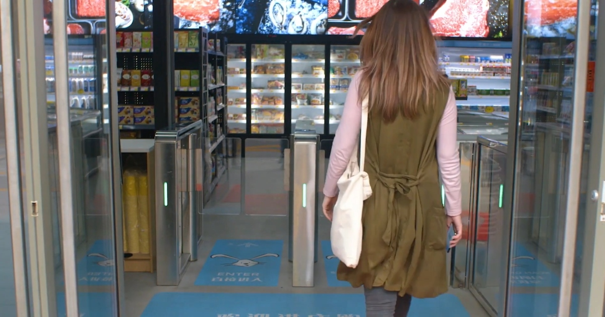 Cel mai mare supermarket autonom din lume a fost deschis în Shanghai 