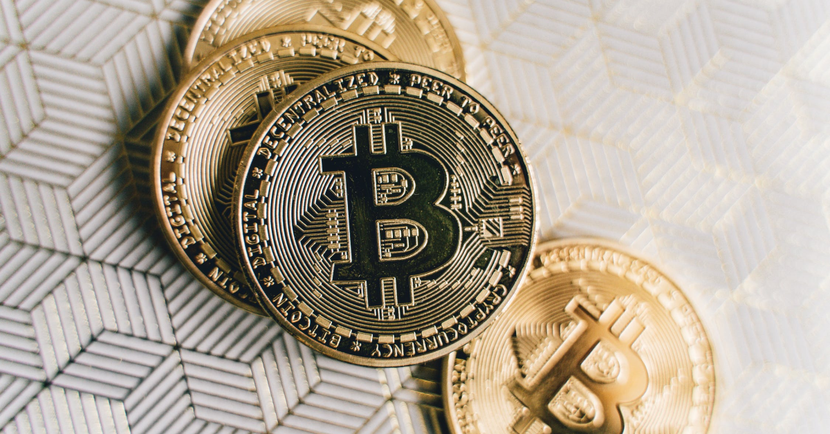 Producătorul de mobilier Elvila va accepta cryptomonedele ca mijloc de plată în magazinele fizice și online