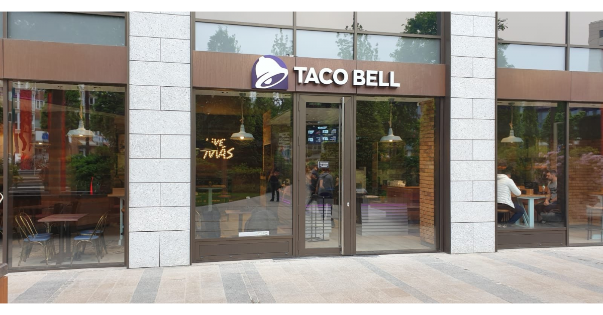 Taco Bell deschide primul restaurant din vestul tarii, in ansamblul mixt Openville, din Timisoara