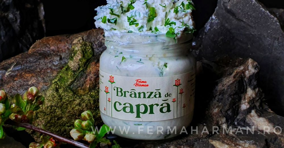 Artizanii locali de la Ferma Hărman reiau producția de brânzeturi din lapte de capră