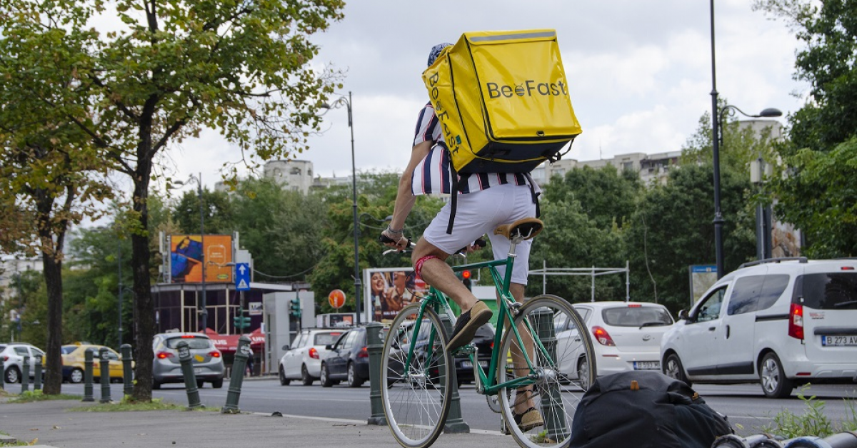 Startup-ul BeeFast mută peste noapte afacerile offline în online printr-o soluție integrată shop – livrare