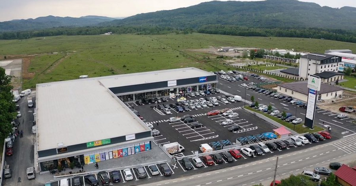Un nou centru comercial în România: Annabella deschide primul său Retail Park și ajunge la 100 de magazine în țară