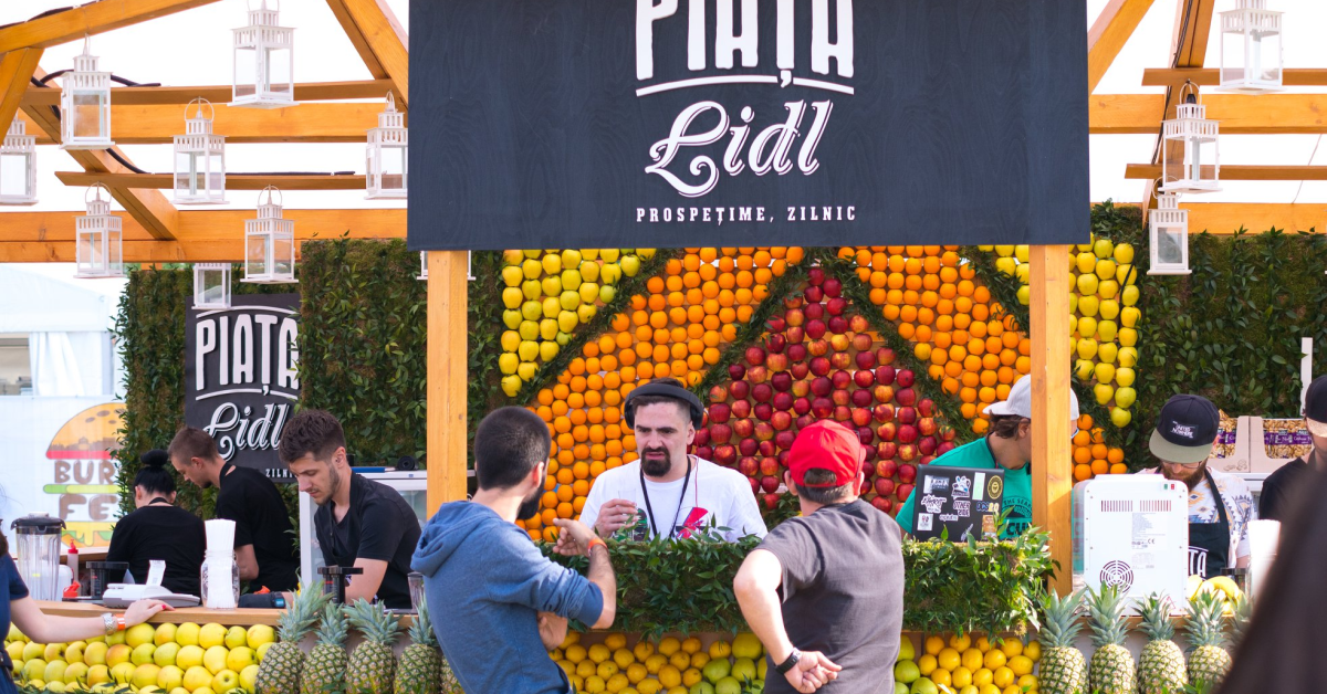 Lidl a avut mai mulți producători locali de fructe și legume și furnizori pentru întreg sortimentul de produse, în 2020