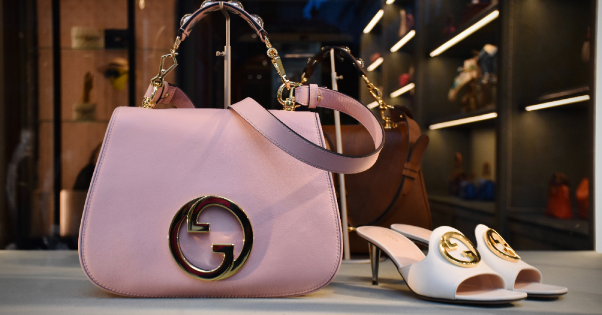 Gucci destramă clasamentul luxului, în 2024: cum arată topul celor mai valoroase branduri din lume 