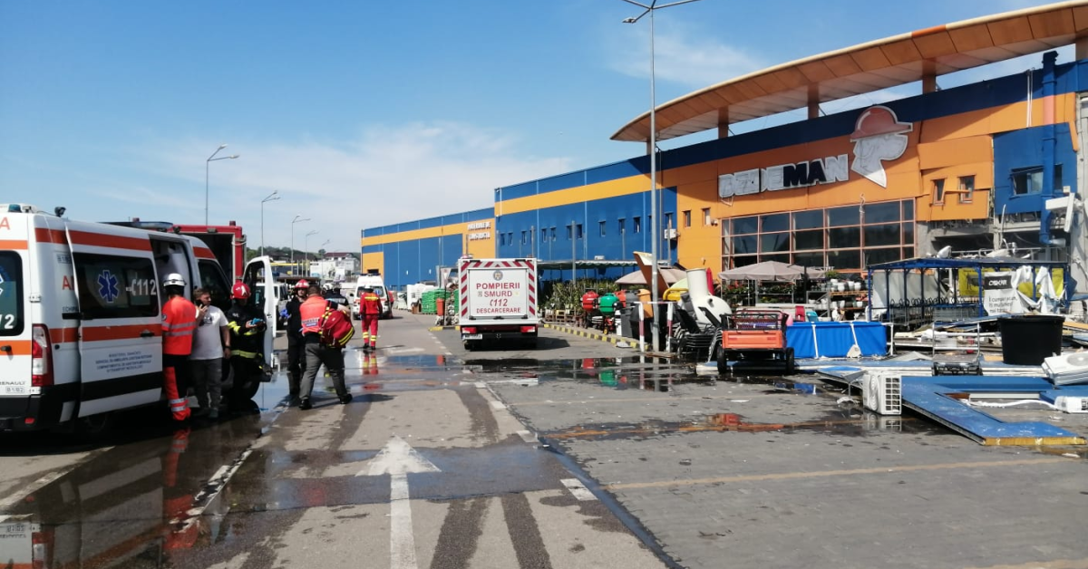 Reacția Dedeman în urma exploziei uriașe a magazinului din Botoșani: O firmă externă desfășura lucrări la sistemul de alimentare cu gaz