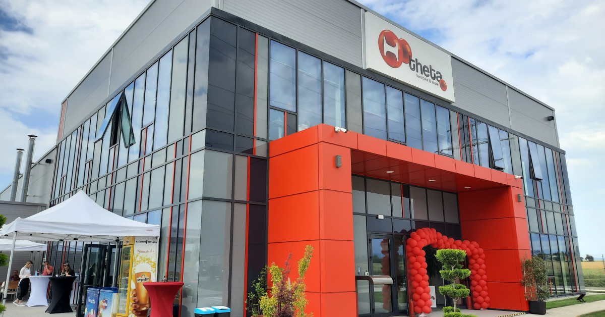 Theta deschide noua fabrică de mobilă personalizată, în urma unei investiții de 4 milioane de euro