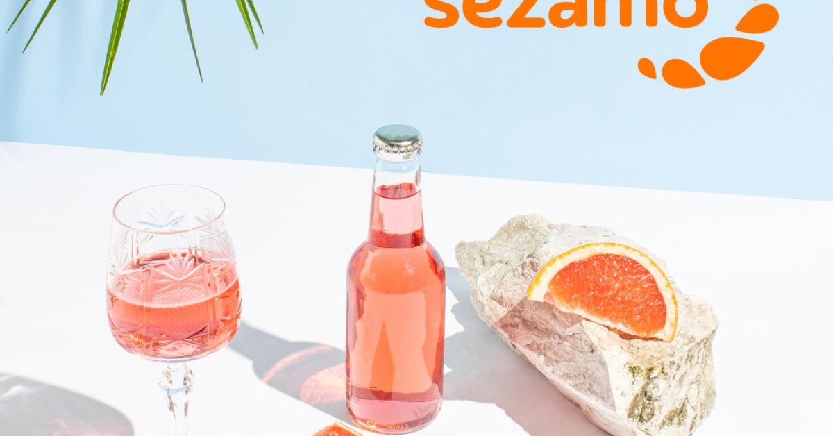 Reduceri MARI la Sezamo la categoria băuturi: ce sortimente noi are supermarketul online