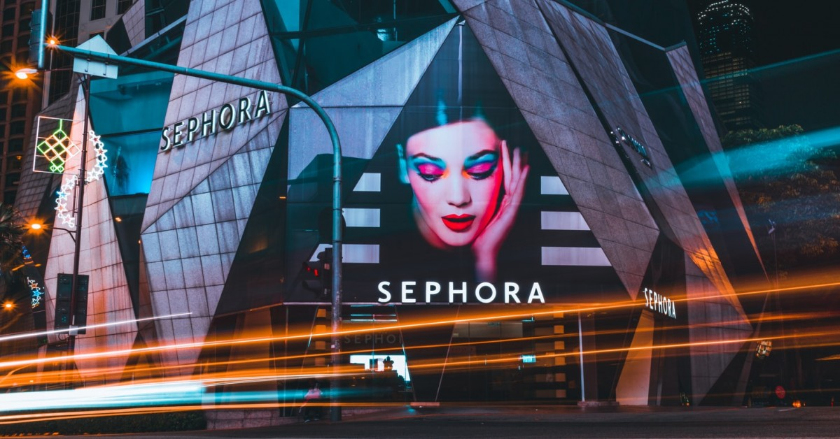 Black Friday 2022 la Sephora: ce reduceri găsim la cosmetice 